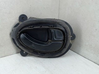 Ручка внутренняя задняя правая Peugeot 406 1995-1999