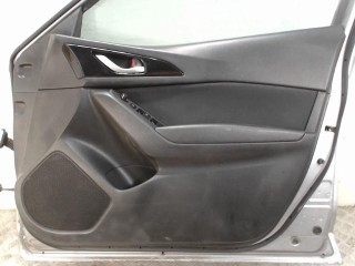 Обшивка двери передней правой (дверная карта), Mazda 3 BM 2013-2016