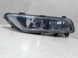 Фара противотуманная левая Volkswagen Passat B7 2011-2015, A047358