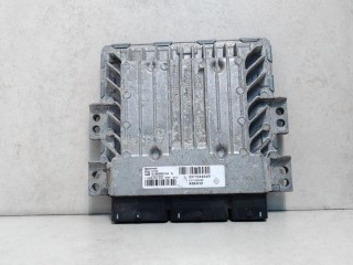 Блок управления двигателем Dacia Duster 1 2013-2017, 237104454R