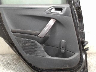 Обшивка двери задней левой (дверная карта), Peugeot 2008 2013-2016