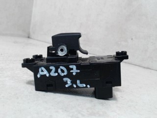 Кнопка стеклоподъемника, ориг. номер 933580A2000, Kia Ceed 2 2012-2015