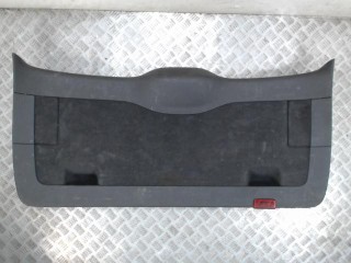 Обшивка крышки багажника, Volkswagen Touareg 1 2002-2007