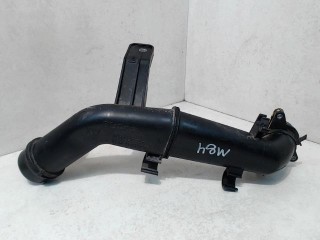 Патрубок интеркулера Opel Insignia 1 2013-2017, 2.0 л, МКПП, 13240176