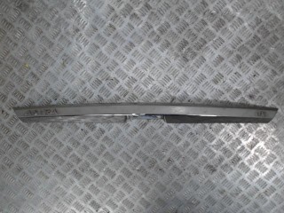 Накладка декоративная Opel Astra H 2006-2014, хетчбэк 5 дв., левый руль, 13223917