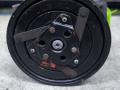 Компрессор кондиционера Renault Scenic 2 2006г. - фото №5