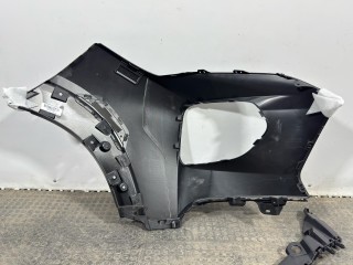 бампер передний, ориг. номер ST1806006L, 42FS01, 32FA05, Chevrolet TrailBlazer 3 поколение 2019-2023