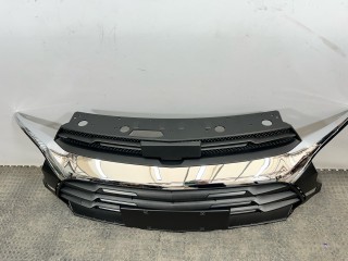 решетка радиатора, ориг. номер 42797388, 42797386, Chevrolet TrailBlazer 3 поколение 2019-2023