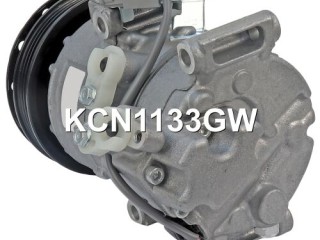 Компрессор кондиционера, ориг. номер KCN1133GW, 4471905940, 4472601174, DCP50245, KCN1133YU, 8831052480, 8831052481, Toyota Yaris 2 2005-2009