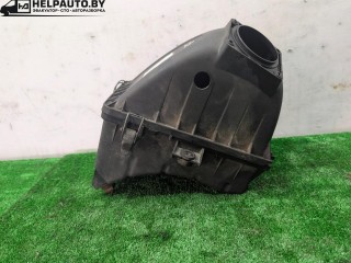 корпус воздушногo фильтра, ориг. номер YFIU-90662-AD, Ford Taurus 4 поколение 1999-2004