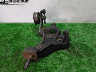 кронштейн генератора, ориг. номер 96BB-10239-AA, Ford Mondeo 2 поколение 1996-2000