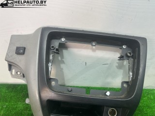 декоративная накладка центральной консоли, ориг. номер YF12-5404302-AW, Ford Taurus 4 поколение 1999-2004