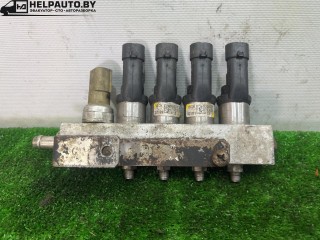 топливная рампа, ориг. номер 110R-000005, 67T-010185, Daewoo Evanda 1 поколение 2002-2005