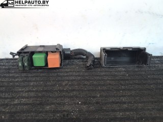 блок предохранителей, ориг. номер 90504535, Opel Vectra B 1995-2000