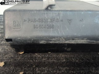 блок предохранителей, ориг. номер 90504298, 90504296, Opel Vectra B 1995-2000