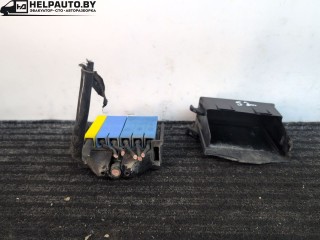 блок предохранителей, ориг. номер 90506262, Opel Vectra B 1995-2000