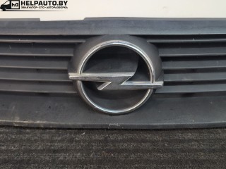 решетка радиатора, Opel Vectra B 1995-2000