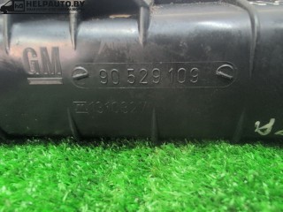 теплообменник масляного фильтра, ориг. номер 90529109, Opel Sintra 1 поколение 1996-1999