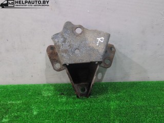 кронштейн балки правый, Renault Laguna 2 поколение 2001-2005