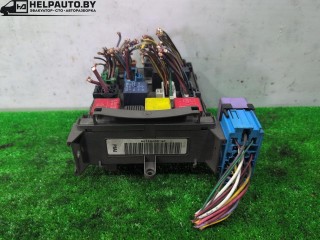 блок предохранителей, ориг. номер 8200004201, 518095419, 8200148809, Renault Laguna 2 поколение 2001-2005