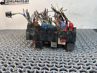 блок предохранителей, ориг. номер 357937039, Volkswagen Passat B3 1988-1997