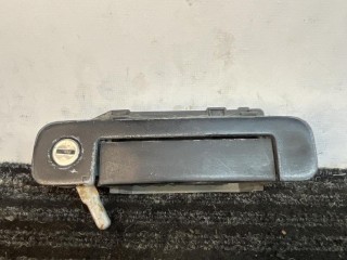 ручка наружная двери передней правой, ориг. номер 4A0837206AB, Audi 80 B4 1991-1996