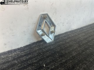 значок капота, ориг. номер 8200027424, Renault Laguna 2 поколение 2001-2005