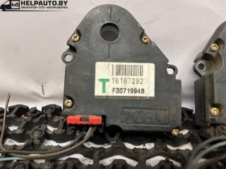 моторчик заслонки печки, ориг. номер F3071994B, G3072253A, Opel Sintra 1 поколение 1996-1999