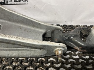кронштейн двигателя, ориг. номер 10257136, Opel Sintra 1 поколение 1996-1999