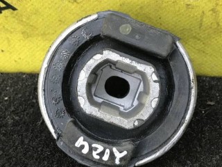 сайлентблок задней балки Mercedes-Benz E 1 поколение