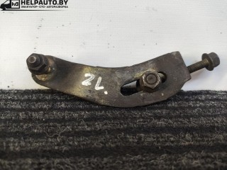 натяжитель ремня генератора Mazda 323 5 поколение