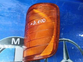 указатель поворота левый, ориг. номер 6318220220, Mercedes-Benz MB100 1 поколение 1981-1996