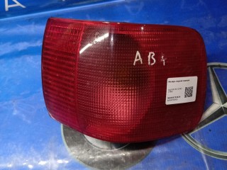 фонарь задний правый Audi 80 B4 1991-1996, 8A0945096D