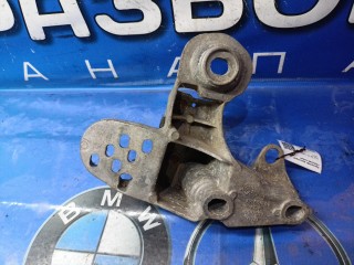 кронштейн двигателя передний левый Audi A6 C5 1997-2001, 8E0199351