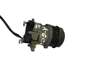 Кнопка открытия багажника Audi A6 C4 1994-1997