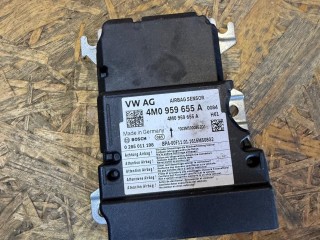 блок управления подушками безопасности, ориг. номер 4M0959655A, Audi Q7 4M 2015-2019
