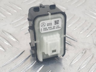 кнопка открытия багажника, ориг. номер A2229052303, Mercedes-Benz C W205 2014-2018