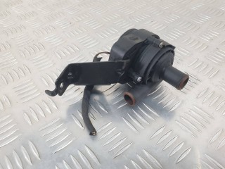 насос антифриза дополнительный, ориг. номер A2118350028, A2118350364, A2055012520, Mercedes-Benz C W205 2014-2018