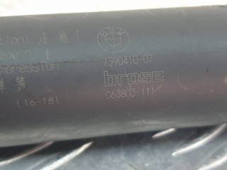 амортизатор крышки багажника, ориг. номер 7390410, BMW 5 G30/G31 2016-2020