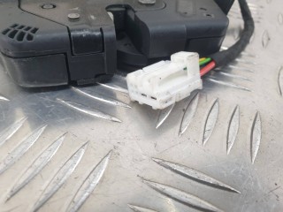 замок багажника, ориг. номер 767832113, 7348530, BMW 2 Active Tourer F45 2014-2018