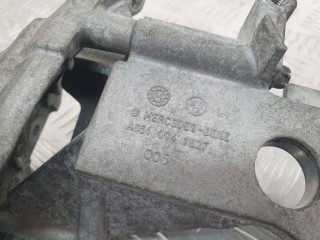 кронштейн двигателя, ориг. номер A6510941627, Mercedes-Benz C W205 2014-2018