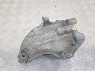кронштейн двигателя Mercedes-Benz C W205 2014-2018, OM 651.921, 2.1 л, A6512234204