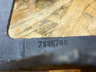 петля капота правая, ориг. номер 7336700, 41617286344, 7286344, BMW 3 F30/F31 2011-2016