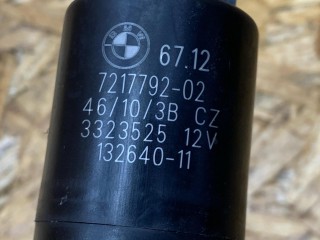 насос (моторчик) омывателя фар, ориг. номер 67637217792, 7217792, BMW X5 E70 [рестайлинг] 2010-2013