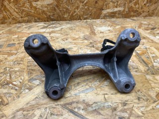 кронштейн коробки (балка кпп), ориг. номер 6850602, BMW 3 F30/F31 2011-2016