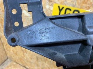 кронштейн крыла передний левый, ориг. номер 7157989, 51657157989, BMW X5 E70 2006-2010