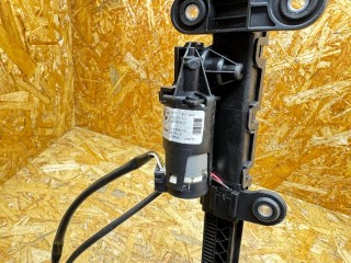 механизм подачи ремня безопасности левый, ориг. номер 983395, BMW 3 E92/E93 2004-2008