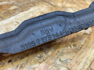 уплотнитель крыла правый, ориг. номер 51657175144, 7175144, BMW X5 E70 2006-2010