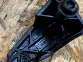 крепление проводки, ориг. номер 1040327, BMW 3 E92/E93 2004-2008