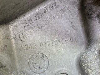 кронштейн коробки (балка кпп), ориг. номер 22326777613, 22316770289, 6770289, 6777613, 22316761094, 6761094, BMW 5 F10/F11 2009-2013